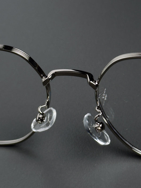 Gafas Ultraligeras de Titanio