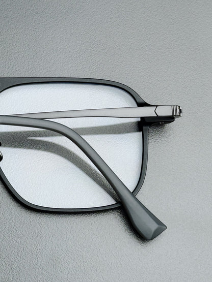Gafas AVI PRO®️ con clip magnético. Polarizadas y estilo Premium